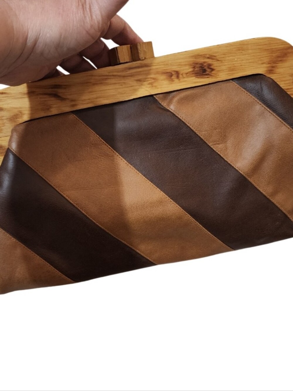 Vintage 1980s LECY Genuine Leather Clutch Purse Wood Frame Brown Tan Geometric - Picture 2 of 10